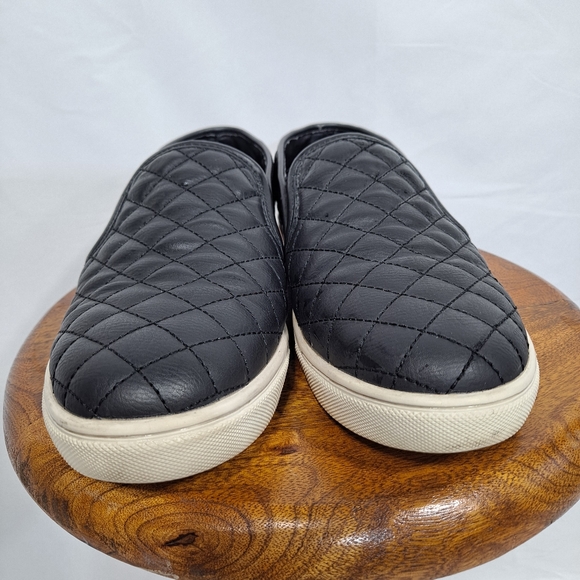 Steve Madden Black ECENTRCQ Leather Loafers - Picture 2 of 6